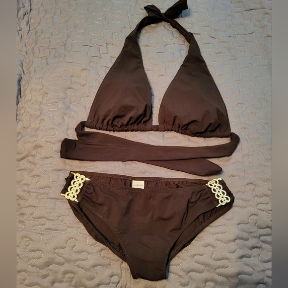 Tara Grinna Black Halter Top Bikini w/Removable Pads, Top Size D, Bottoms Sz. 10 - Picture 1 of 8